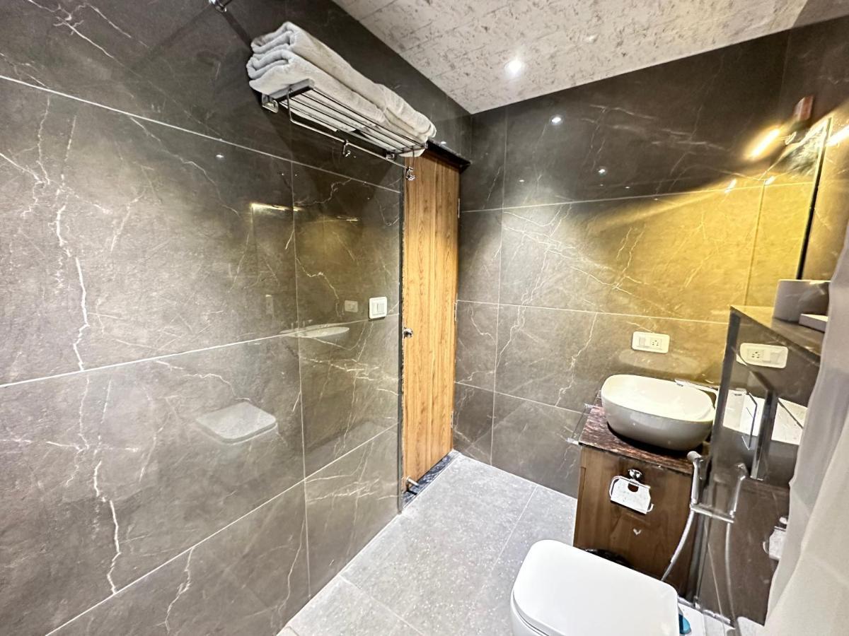 Highlands Hotel Rishīkesh Екстериор снимка