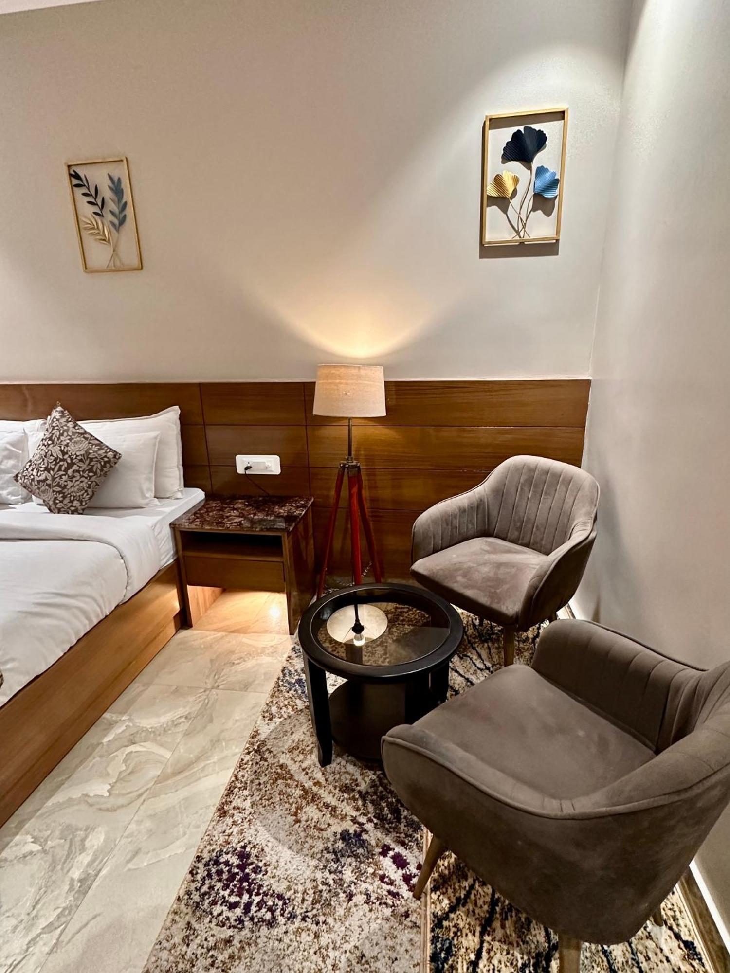 Highlands Hotel Rishīkesh Екстериор снимка