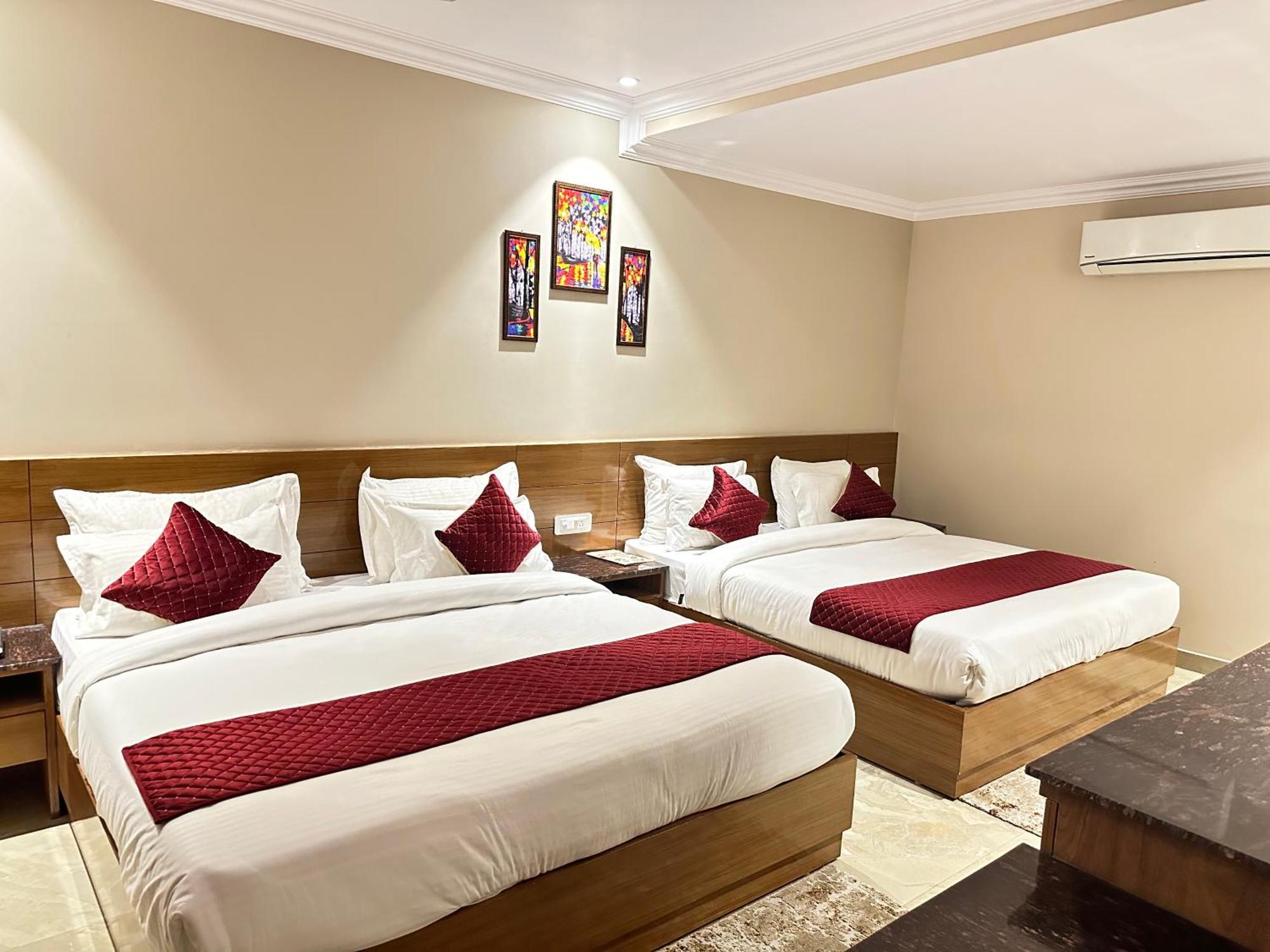 Highlands Hotel Rishīkesh Екстериор снимка